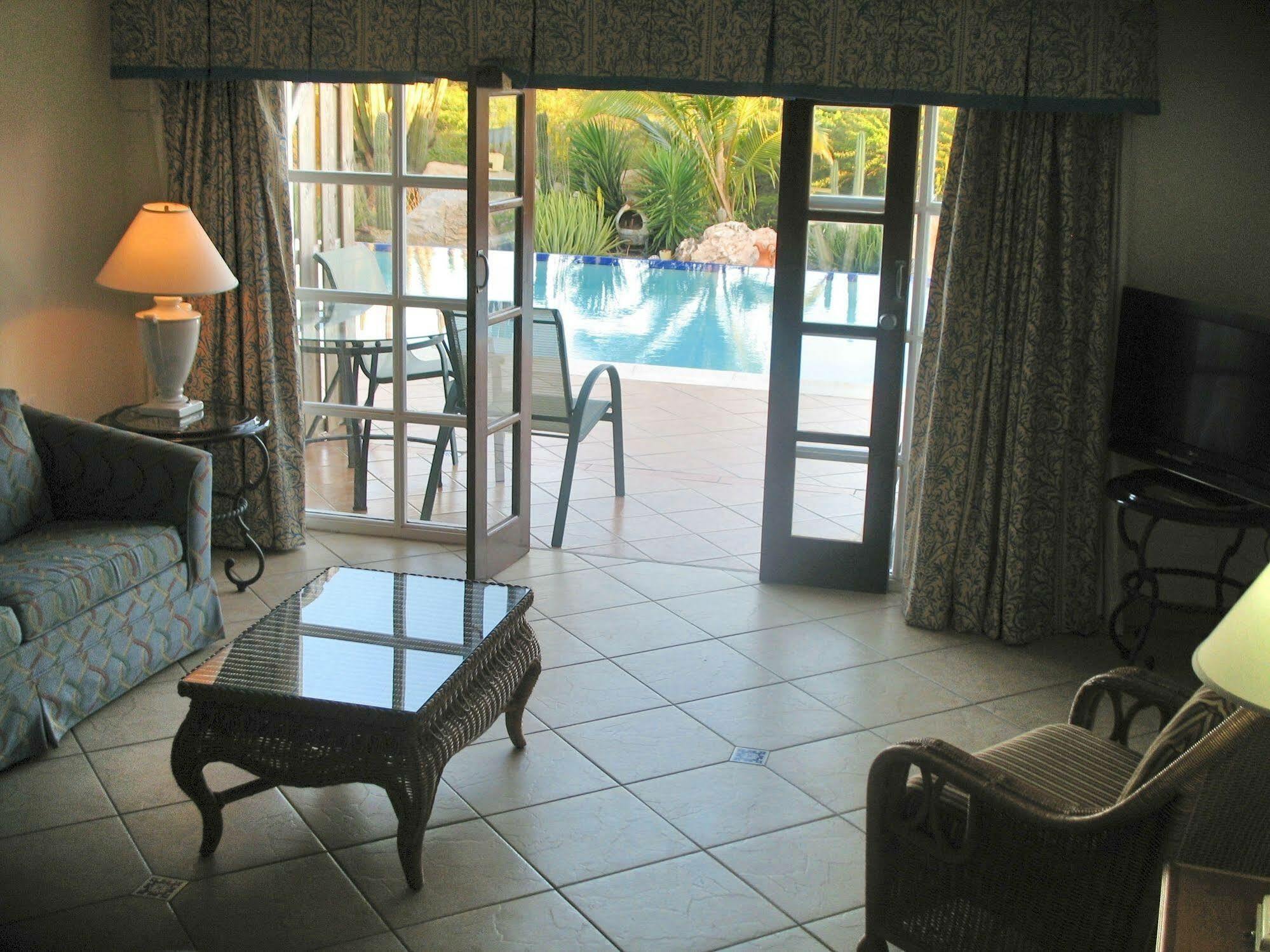 Aruba Cunucu Residence Палм Бийч Екстериор снимка