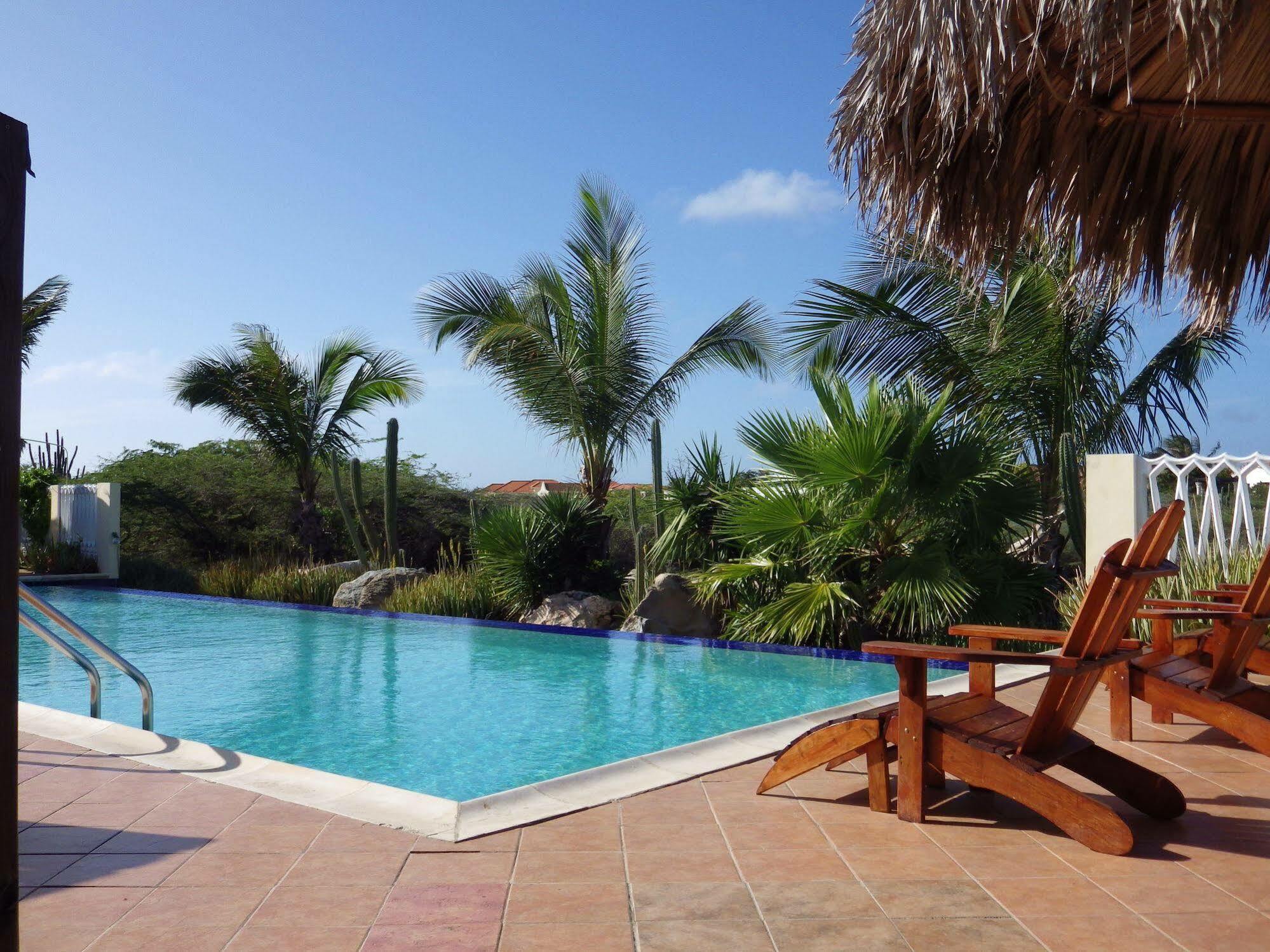 Aruba Cunucu Residence Палм Бийч Екстериор снимка